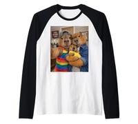 Capybara Two Moms Life Selfie Día de la Madre Queer Mom Pride Camiseta Manga Raglan