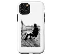 Carcasa para iPhone 11 Pro Richard Hawley de pie en el Borde del Cielo por Andy Willsher