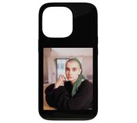 Carcasa para iPhone 13 Pro Retrato de Sinéad O'Connor Nothing Compares 2 U por AJ Barratt