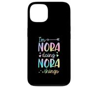 Carcasa para iPhone 13 Soy Nora Doing Nora Things Nombre Personalizado