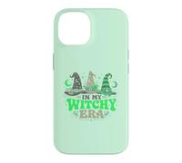 Carcasa para iPhone 14 in My Witchy Era Lucky Green Witch Hat Halloween Diseño