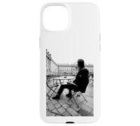 Carcasa para iPhone 15 Plus Richard Hawley de pie en el Borde del Cielo por Andy Willsher