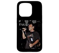Carcasa para iPhone 15 Pro Bruce Dickinson Live of Iron Maiden por Dick Barnatt
