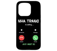 Carcasa para iPhone 15 Pro Nha Trang está Llamando y Debo IR a Vietnam de Viaje