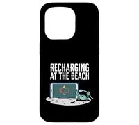 Carcasa para iPhone 15 Pro Recharging At The Beach Low Battery Crab Phone