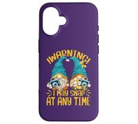 Carcasa para iPhone 16 Cute GNOME Warning I May Snap At Any Time Funny Photographer