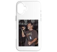 Carcasa para iPhone 16 Plus Bruce Dickinson de Iron Maiden en Vivo por Dick Barnatt
