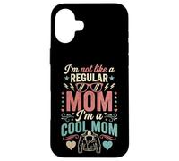Carcasa para iPhone 16 Plus I'm Not Like A Regular Mom I'm A Cool Mom Retro Edgy