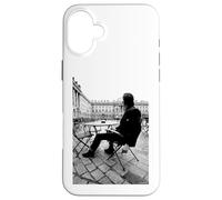 Carcasa para iPhone 16 Plus Richard Hawley de pie en el Borde del Cielo por Andy Willsher