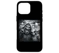 Carcasa para iPhone 16 Pro MAX Funny Alien and Bigfoot Selfie UFO Rock on Sign Sasquatch