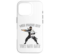 Carcasa para iPhone 16 Pro Ninja con Gato Cuando Alguien Dice Que Odia a los Gatos