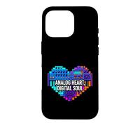 Carcasa para iPhone 16 Pro Synth Music Producer Analog Heart Digital Soul