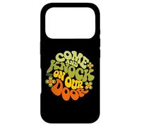 Carcasa para iPhone 17 Pro Come & Knock On Our Door Three's Company Groovy Typography