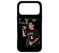 Carcasa para iPhone 17 Pro MAX Bruce Dickinson Live of Iron Maiden por Dick Barnatt