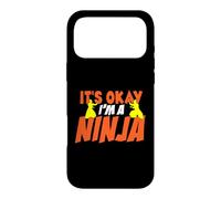 Carcasa para iPhone 17 Pro MAX Humor de Artista marcial Está Bien Soy un Ninja posando Silueta