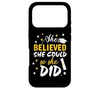 Carcasa para iPhone 17 Pro She Believed She Could So She Did Clase de graduación 2025