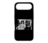 Carcasa para iPhone Air Reina del Punk En World'S End por Virginia Turbett