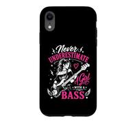 Carcasa para iPhone XR Cita Divertida del Guitarrista Nunca Subestimes a una Chica con un bajo