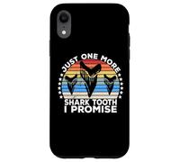 Carcasa para iPhone XR Megalodon Fossil Teeth Just One More Shark Tooth Geologist