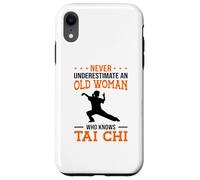 Carcasa para iPhone XR Nunca Subestimes a una anciana Que Conoce la Lucha de Tai Chi