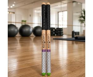 CardioStix Baquetas básicas con peso de 4.5 onzas por juego (1 par) de madera de nogal americano con empuñaduras negras | Batería, fitness, clase aeróbica, ejercicios