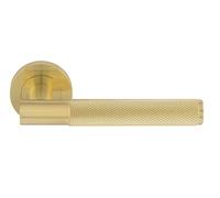 Carlisle Brass Lagos Ulitmate - Paquete de puerta, incluye un par de asas, 3 bisagras y un pestillo de 7,6 cm, latón satinado