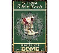 Cartel De Chapa Chica Divertida De Senderismo No Frágil como Una Frágil como Una Bomba Letrero De Estaño Novedad Tin Sign Regalos Placa Metalica para Baño Cafetería Restaurante 20X30CM