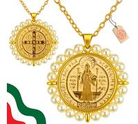 CASAJUANAS Medalla de San Benito de doble cara. Fabricada en zamak mexicano bañado en oro 14k con perlas sintéticas. Amuleto católico de protección y energía positiva Regalo mujer y hombre (Marfil)