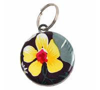 Cascabel para gatos con flores.