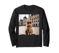 Cat En Budapest, Hungría Manga Larga