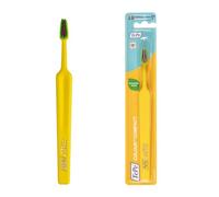 Cepillo de Dientes TePe Colour Compact, Extra Suave, Amarillo, 1 ud. | Cepillo de dientes de cerdas suaves para limpieza precisa y suave, Cepillo de dientes extra suave para adultos