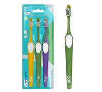 Cepillo de dientes TePe Nova, Suave, 3 ud., punta más larga para mejor acceso a los dientes posteriores, cepillo de dientes suave para una eliminación de la placa fácil y eficiente
