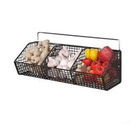 Cesta colgante de cocina que ahorra espacio con marco de metal montado en la pared para tarros de ajo, chile y especias, solución de almacenamiento vertical de condimentos (negro 3 cuadrados)