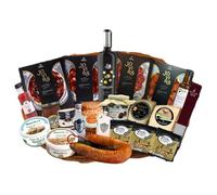 Cesta de Regalo Gourmet para Navidad con Queso Artesano de Oveja, Locheado Jamón Ibérico, Aceite de Oliva Virgen Extra, Bombones de Higo con Chocolate - Corazón Extremeño