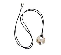 CHAKAE Elegante collar redondo de piel sintética con un moderno colgante redondo de buena suerte para regalar simbólico, talla única, como se describe, como se describe