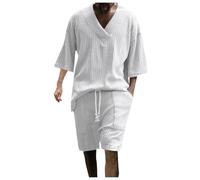 Chándal de verano para hombre, dos piezas, camiseta y pantalones de media manga para hombre, conjunto deportivo para adolescentes, traje holgado, playa, ocio, 2024, suéter con cuello en V, ropa casual
