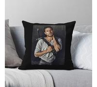 Charlie Hunnam King Arthur - Funda de almohada de poliéster y lino, terciopelo, con cremallera, decoración creativa para coche, funda de cojín para coche