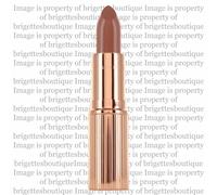 Pintalabios K.I.S.S.I.N.G de Charlotte Tilbury: Tono Coral Kiss-Naranja Coral kiss