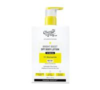 Chemist At Play Bright Boost SPF Body Lotion | With 5% Niacinamide & SPF 50+ P 24 horas de hidratación, fórmula ligera y no cremosa, 236 ml