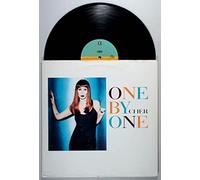 Cher - One By One / I Wouldn't Treat a Dog [Vinilo][Import]