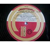 Cherry, Neneh - Cherry, Neneh Kisses On The Wind 12" Circa YRT33 EX/EX 1989 12 inch