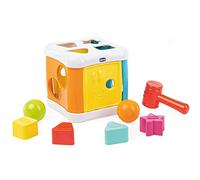 Chicco Cubo Encastre y Martillo 2en1 para Niños, Juego de Formas y Encastres, 4 Formas de Colores, 2 Pelotas, Martillo, Juego Educativo para Coordinación, Cubo Multiactividad, 10 Meses-36 Meses