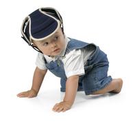 Chicco - Gorrito antigolpes 8m+