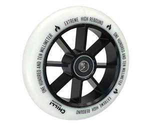 Chilli Pro - Patinete para acrobacias (110 mm), color negro y blanco