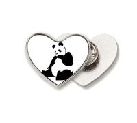 China National Treasure - Broche de metal con diseño de panda y corazón