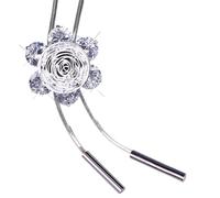 CHIZISX Elegante collar con colgante de flor y mariposa de circonita cúbica para mujer con cadena larga ajustable para estilo de suéter, talla única, Metal, No es una piedra preciosa