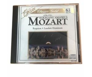 Chorus of the Viennes Choir Boys, Kurt Equiluz Tenor, Alois Buchbauer Bass - Wolfgang Amadeus Mozart Requiem Laudate Dominum