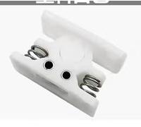 cierre de puerta, Cierre abridor, pestillo armario, 2 piezas con resorte, bloqueo fácil, abrazadera liberación, doble rodillo (Mp4) (color: plástico negro)(White Plastic)