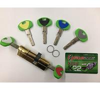 CILINDRO DE SEGURIDAD SECUREMME evoK22 DE LATÓN PULIDO mm. 31-51 B+C de perfil europeo, el cilindro también funciona con las llaves insertadas en ambos lados.