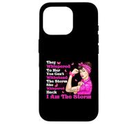 Cinta rosa con texto en inglés "I'm The Storm Strong Women Breast Cancer Warrior" Carcasa para iPhone 16 Pro